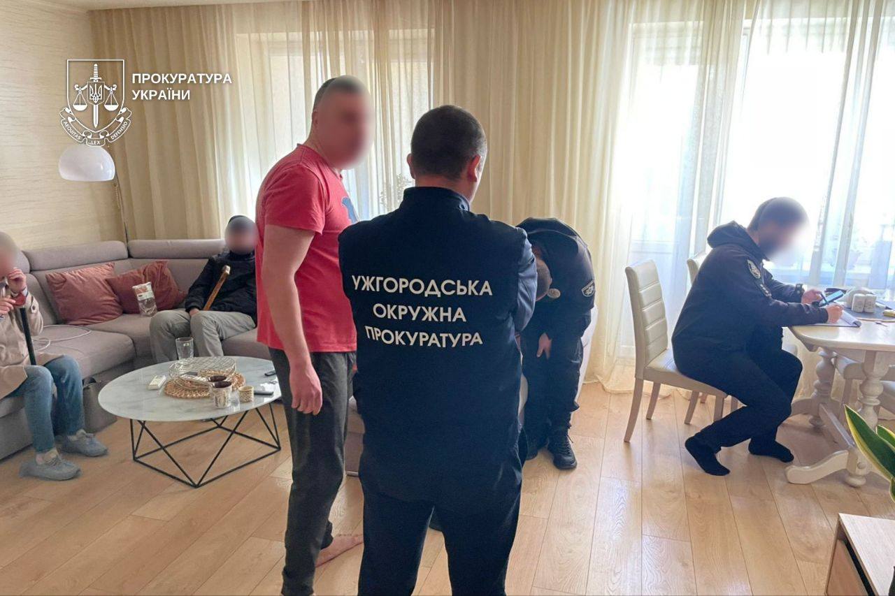 Ужгородським посадовцям у «земельній справі» обрали по майже 4 млн грн застави та відсторонили від посад (ФОТО)